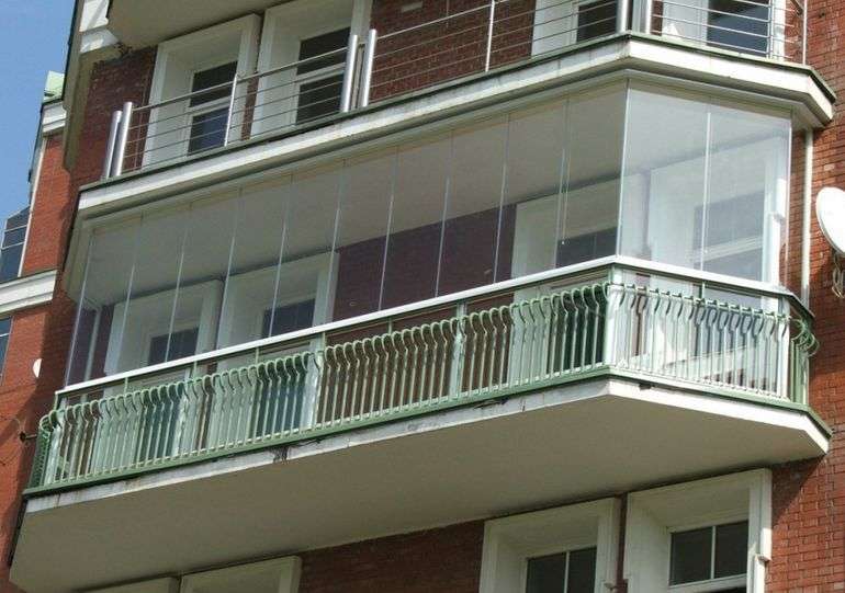 Скління балкона своїми руками