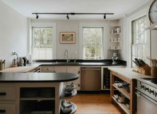 5 Couleurs de peinture de cuisine qui rendent les petits espaces plus petits