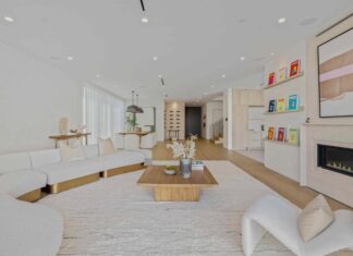Why Designers Regret White Sofas and Small Rugs: 4 Living Room Mistakes to Avoid